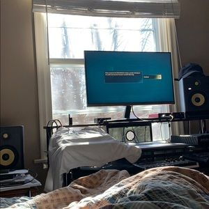 Meet your Posher, Jon